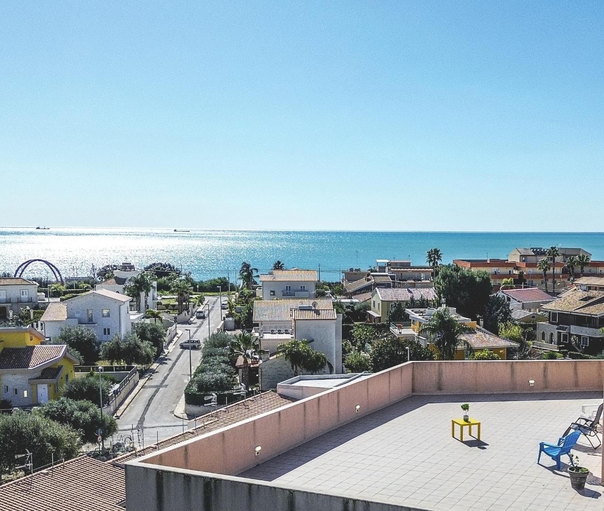 Apartamento Attico Terrazza Cielomare Seaview Pozzallo Exterior foto
